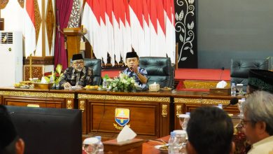 Pemprov Jambi Batasi Angkutan Batubara Sebanyak 3500 Unit Pemprov Jambi Batasi Angkutan Batubara Sebanyak 3500 Unit
