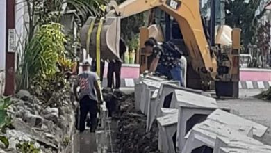 Nakal! Proyek U Ditch Samping Hotel Aroma Tidak Ada Lantai Kerja Nakal! Proyek U Ditch Samping Hotel Aroma Tidak Ada Lantai Kerja
