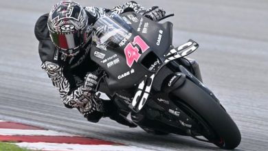 Tampilan Baru Motor-Motor MotoGP Mendadak Jadi Serba Hitam Tampilan Baru Motor-Motor MotoGP Mendadak Jadi Serba Hitam