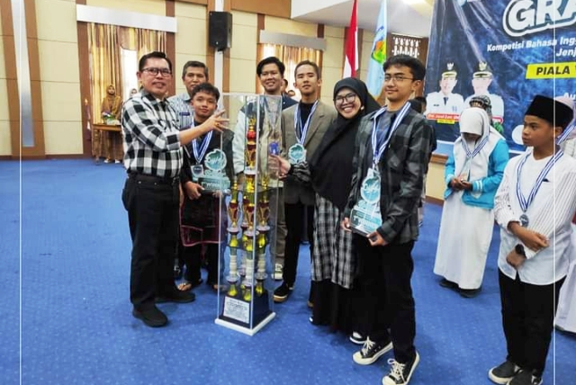 Wako Ahmadi Tutup Lomba Bahasa Inggris Tingkat SMP Sederajat