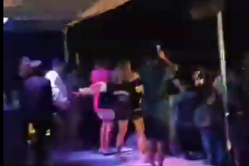 Ada Wanita Berpakaian Mini, Ini Pengakuan Pengunjung Saat Party Live Musik DJ di Noka