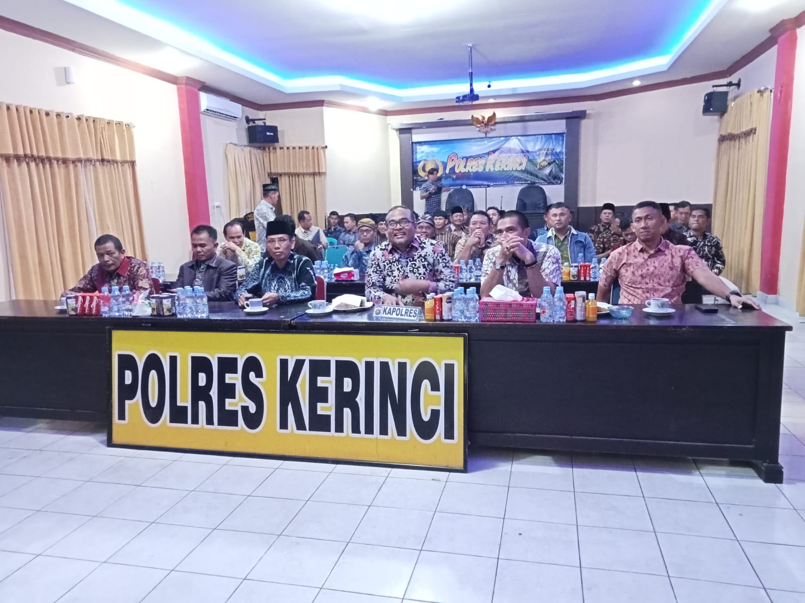 Nobar Wayang Kulit di Polres Kerinci