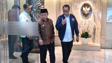 Menhub: Menegaskan Pihak Perusahaan Serius dan Fokus Membangun Jalan Khusus Batubara Menhub: Menegaskan Pihak Perusahaan Serius dan Fokus Membangun Jalan Khusus Batubara