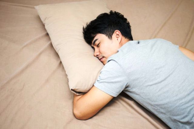 Ingin Tidur Malam Berkualitas, Berikut Tips Ampuhnya