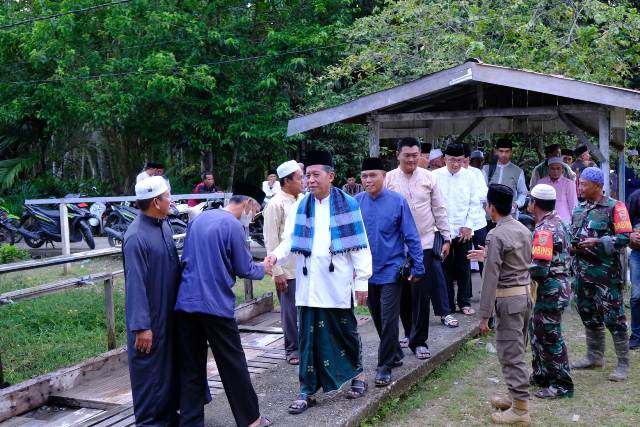 Giliran Wagub Safari ke Desa Tanjung Pasir Kualatungkal