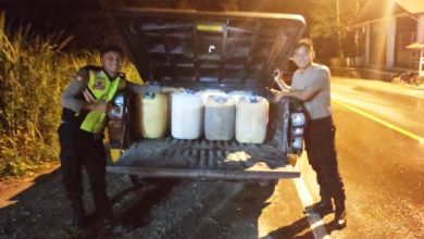 Sat Samapta Polres Kerinci Amankan Minuman Tradisional Tuak di Sungai Ning Sat Samapta Polres Kerinci Amankan Minuman Tradisional Tuak di Sungai Ning