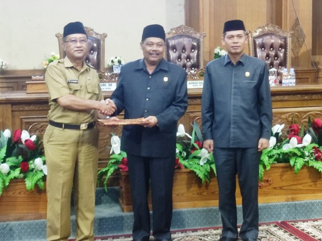 DPRD Muaro Jambi Gelar Rapat Pandangan Fraksi Ranperda APBD 2022