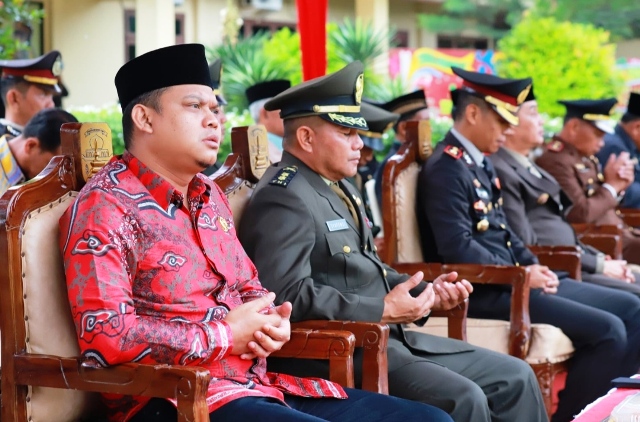 Yuli Setia Bakti Hadiri Puncak HUT Bhayangkara ke 77