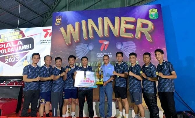 Polres Kerinci Juara Turnamen Bulutangkis Kapolda Jambi Cup 2023