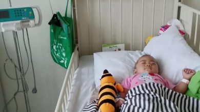 Miris! Demi Pengobatan Kangker Retina Anaknya, Seorang Ayah Rela Jual Kuda Delman
