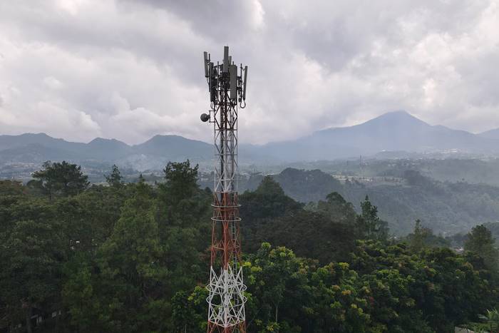 Smartfren Lakukan Uji Coba Satellite Mobile Solution di Yogyakarta