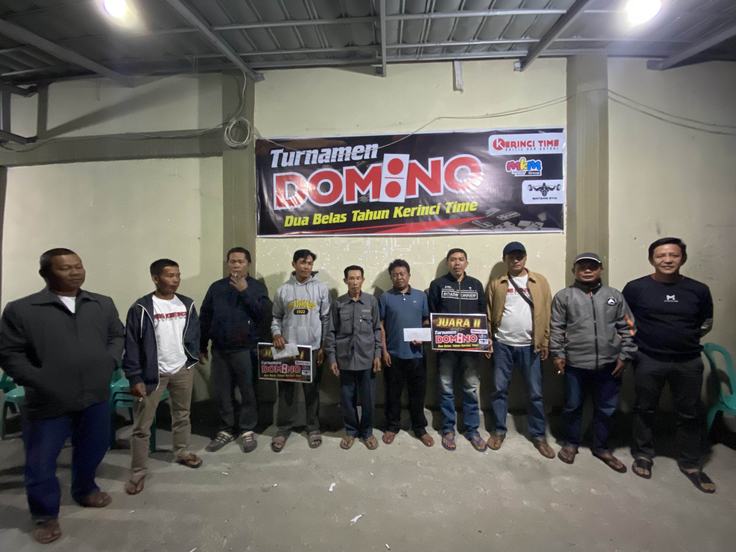 Tanjung Pauh Hilir Juara Turnamen Domino Dua Belas Tahun Kerinci Time