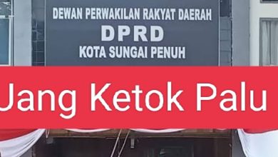 Arogansi dan Uang Ketuk Palu di Gedung DPRD Sungai Penuh Arogansi dan Uang Ketuk Palu di Gedung DPRD Sungai Penuh