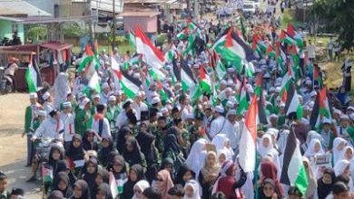 Ribuan Massa Aksi Solidaritas Bela Palestina di Sarolangun Ribuan Massa Aksi Solidaritas Bela Palestina di Sarolangun