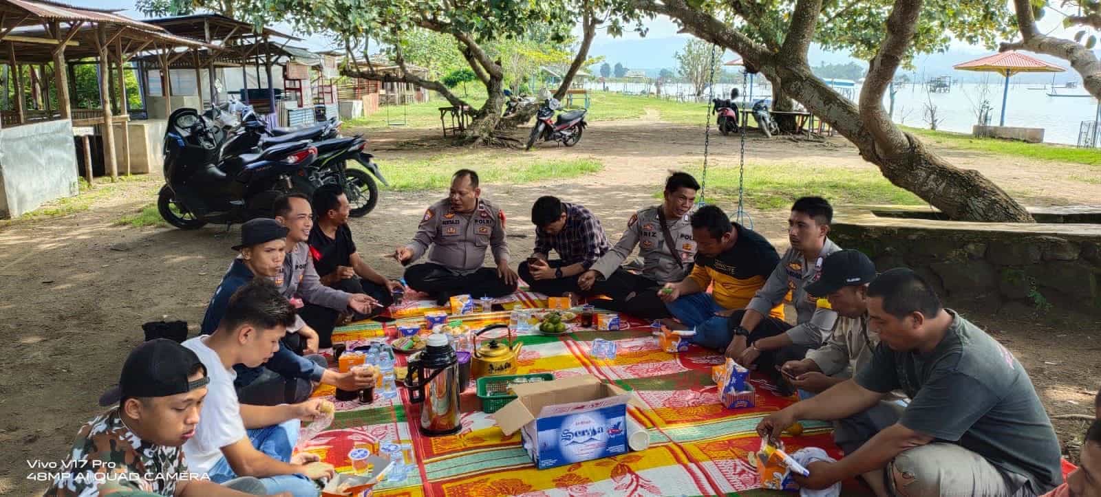 Jumat Curhat di Tepian Pantai Pasir Panjang