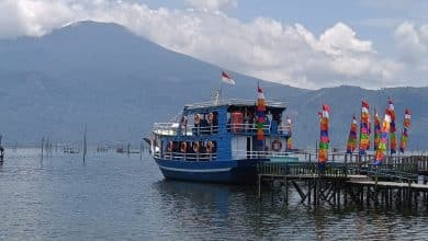 Diserahkan Gubernur Al Haris, Kapal Kerinci Sakti Wisata Resmi Berlayar di Danau Kerinci
