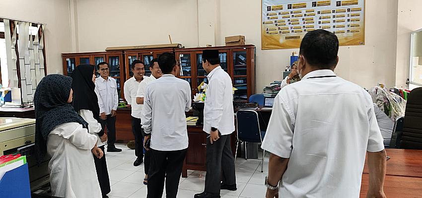 Pastikan Kesiapan Kampus Hari Pertama Kerja, Rektor IAIN Kerinci Lakukan Sidak