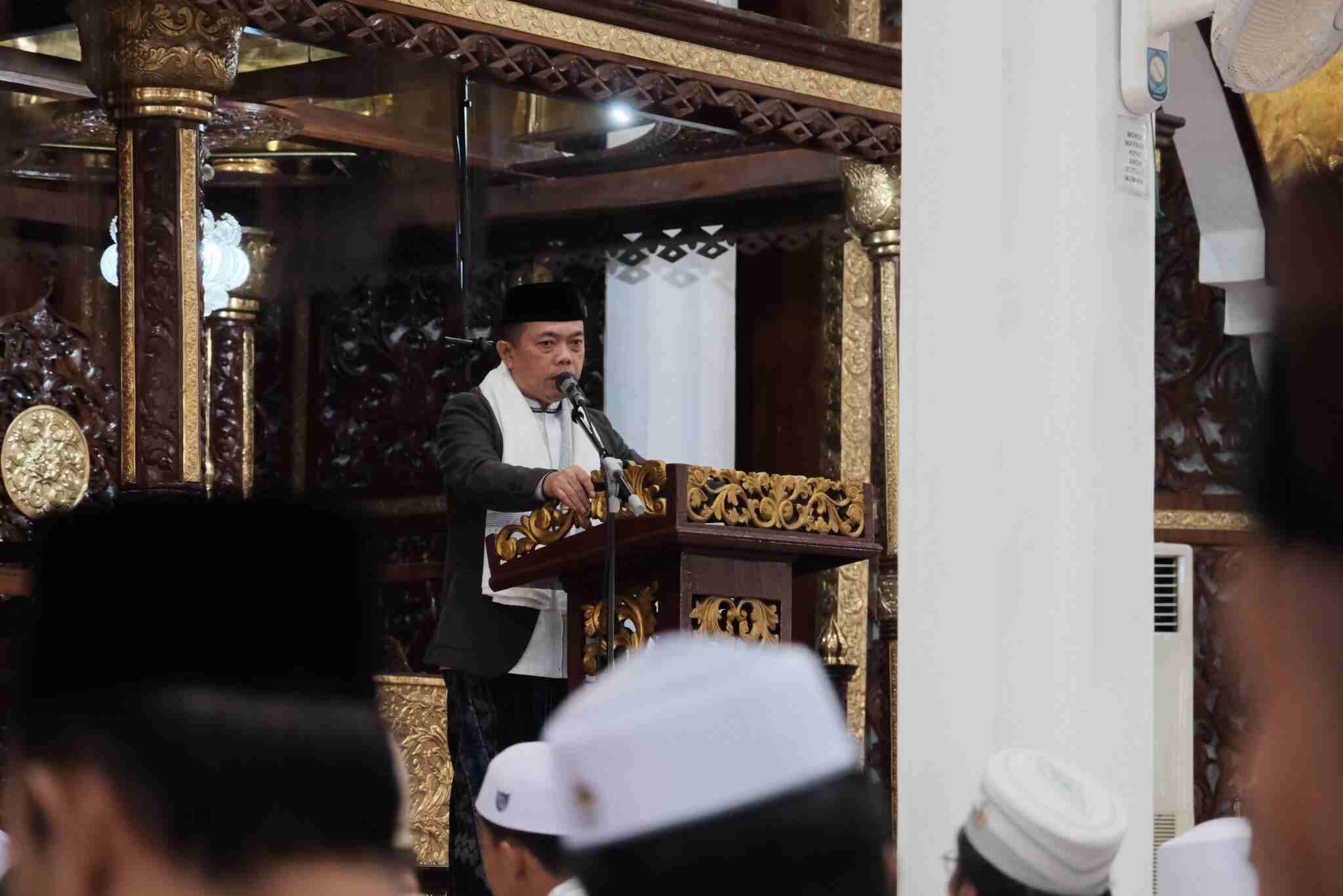 Al Haris Serahkan Hewan Kurban dan Doakan Jamaah Haji Jambi