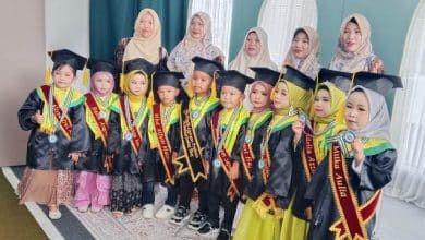 10 Siswa PAUD Muslimat 1 Desa Pendung Hiang Diwisuda
