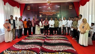 Resmi Mendaftar ke KPU, Ahmadi-Ferry Harapkan Pilwako Aman dan Damai