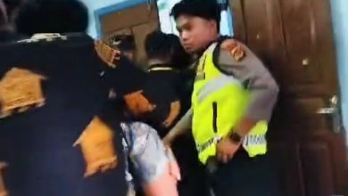 Terkait Saksi diusir, Dianda: Tidak Ada Pengusiran. Tim Hukum 02, Kami Lengkap Data dan Videonya Terkait Saksi diusir, Dianda: Tidak Ada Pengusiran. Tim Hukum 02, Kami Lengkap Data dan Videonya