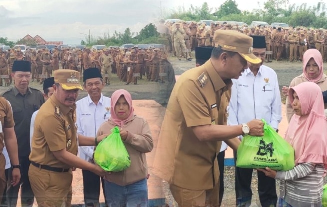 Monadi- Murison Serahkan 3.100 Paket Bantuan Bahagia Ramadhan