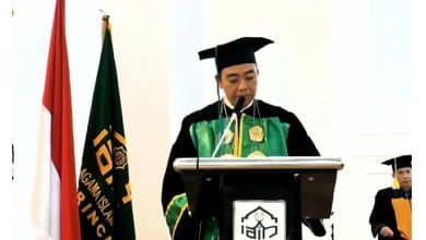 Wisuda IAIN Kerinci, Rektor Optimis Perubahan Status Menuju UIN Wisuda IAIN Kerinci, Rektor Optimis Perubahan Status Menuju UIN