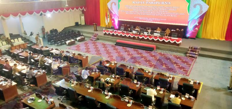 Diduga 10 Oknum Anggota DPRD Kerinci Pemilik Pokir PJU Diduga 10 Oknum Anggota DPRD Kerinci Pemilik Pokir PJU