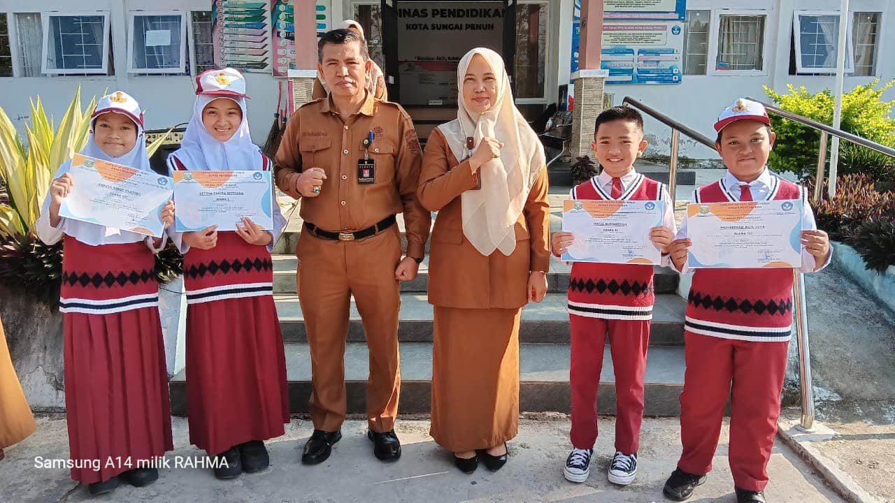 Siswa SDN Pertiwi Sungai Penuh Juara 1 Olimpiade Matematika