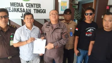 Kajati Jambi Ditantang Tuntaskan Kasus Korupsi PJU Kerinci Kajati Jambi Ditantang Tuntaskan Kasus Korupsi PJU Kerinci