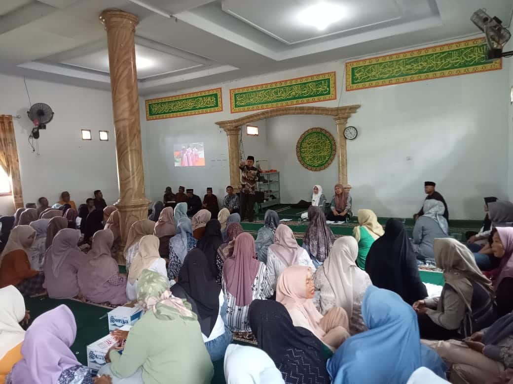 Sinergi Dukungan Penuh Wali Murid untuk Program Unggulan MTsN 1 Kerinci Sinergi Dukungan Penuh Wali Murid untuk Program Unggulan MTsN 1 Kerinci