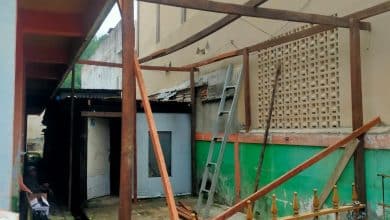 Miris! Agar Siswa Tetap Belajar, Komite Bantu Bangun Ruang Kelas Darurat Miris! Agar Siswa Tetap Belajar, Komite Bantu Bangun Ruang Kelas Darurat