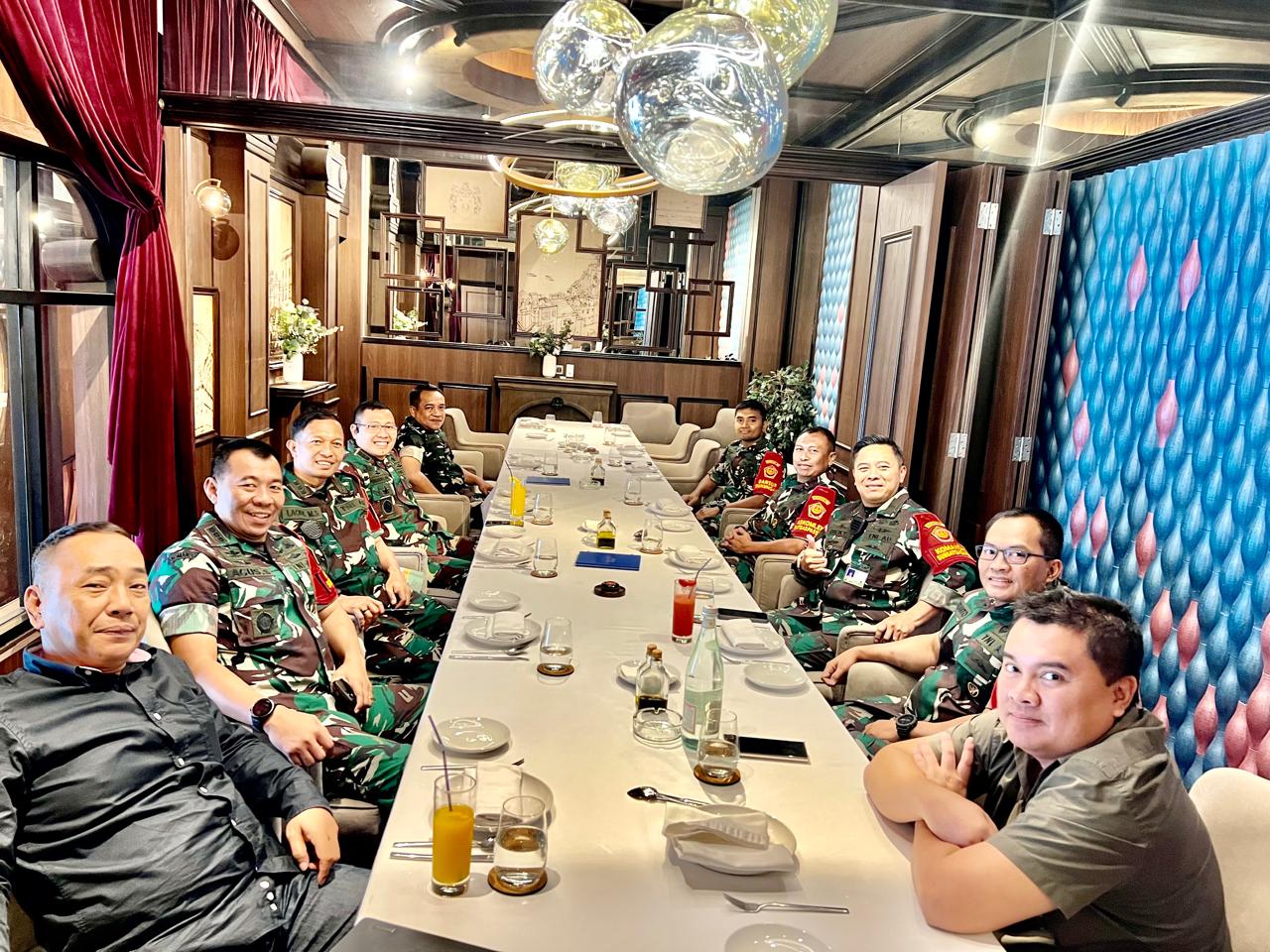 Membangun Kekuatan Laut Indonesia: Tantangan Natuna–Ambalat di Balik HUT Ke-80 Marinir Membangun Kekuatan Laut Indonesia: Tantangan Natuna–Ambalat di Balik HUT Ke-80 Marinir