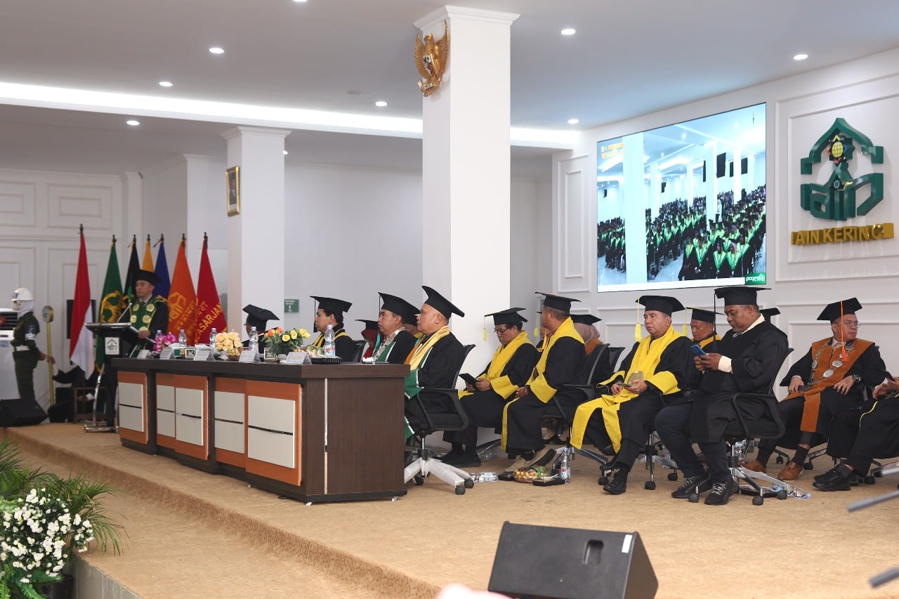 258 Mahasiswa IAIN Kerinci Diwisuda 258 Mahasiswa IAIN Kerinci Diwisuda