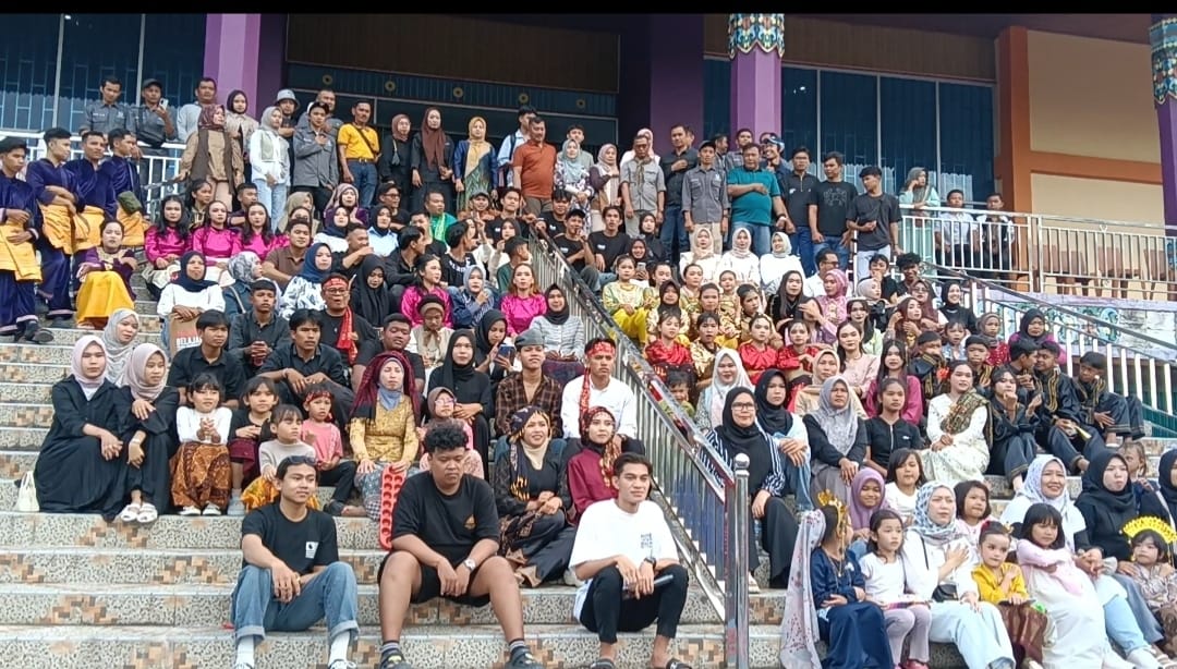 Bupati Resmikan Komunitas Bilik Budaya Kerinci Bupati Resmikan Komunitas Bilik Budaya Kerinci