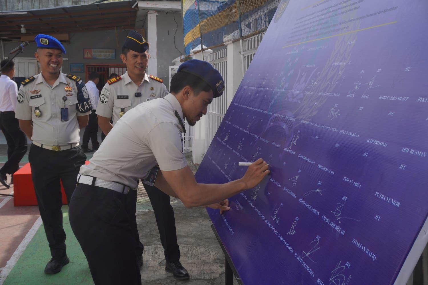 Rutan Sungai Penuh Perketat Pengawasan Lewat Ikrar Zero Halinar Rutan Sungai Penuh Perketat Pengawasan Lewat Ikrar Zero Halinar