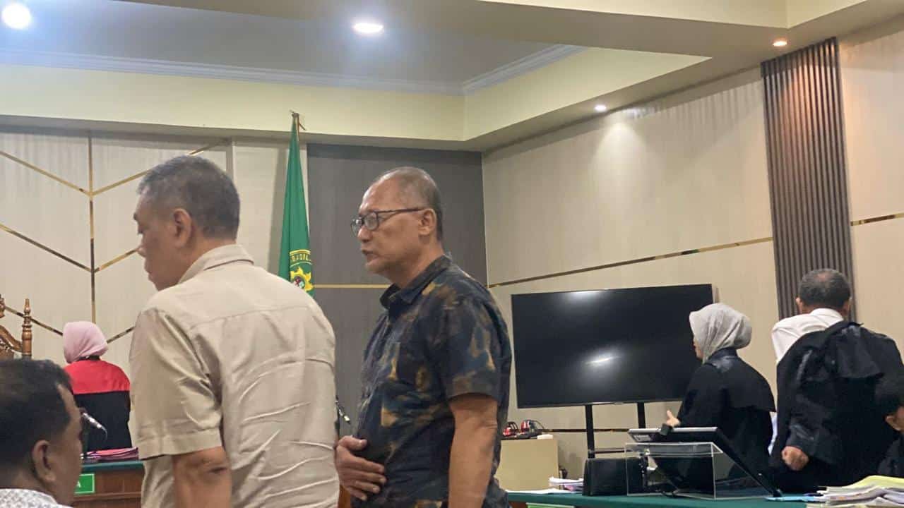 Koper Panas di Parkiran Jayakarta: Kesaksian Rudi Wage Bongkar Setoran Rp1 Miliar untuk Eks Kadisdik Jambi Koper Panas di Parkiran Jayakarta: Kesaksian Rudi Wage Bongkar Setoran Rp1 Miliar untuk Eks Kadisdik Jambi