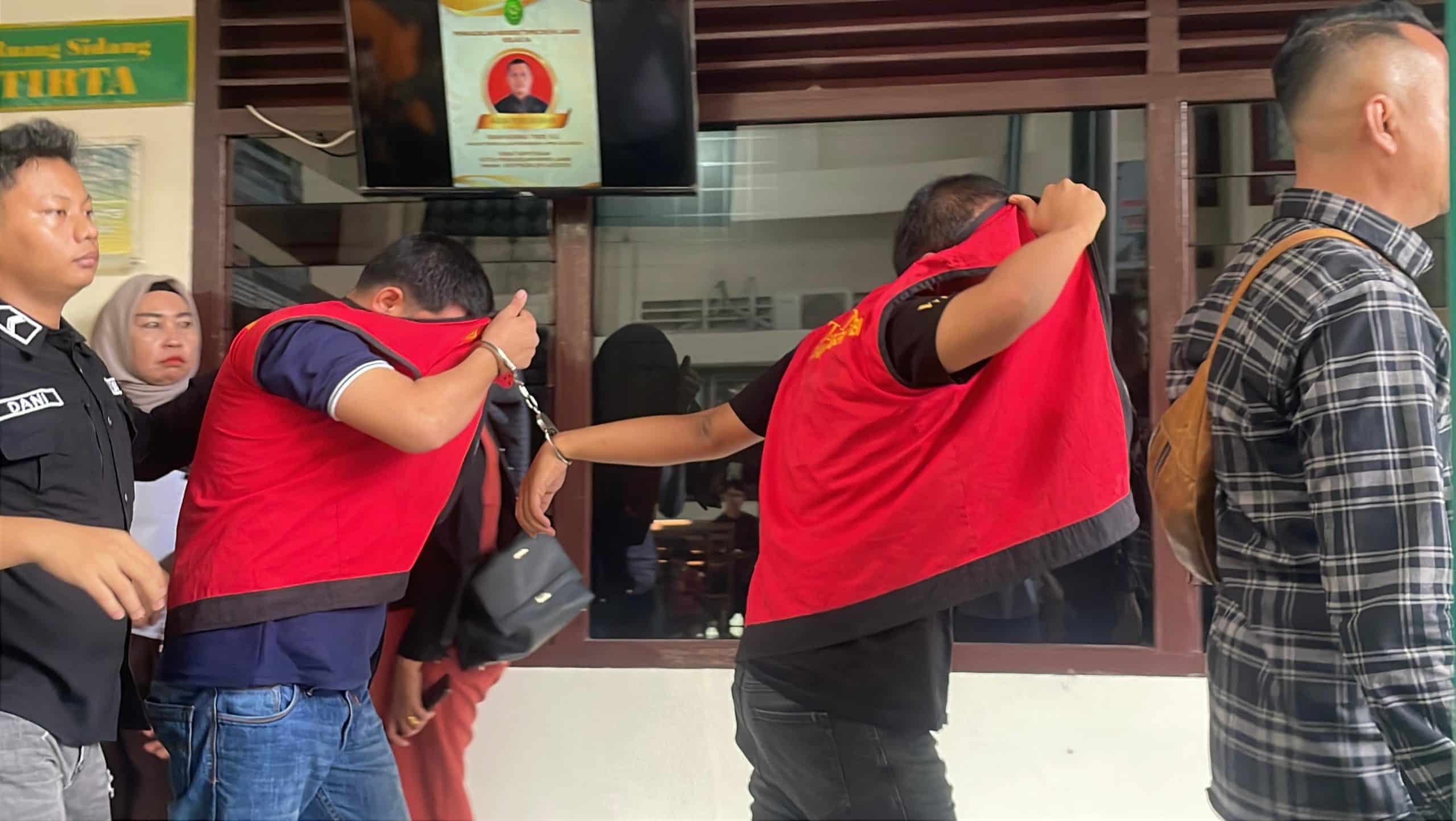 Terungkap Bos Alung Cs, Dari Fakta Sidang 58 kg Sabu Terungkap Bos Alung Cs, Dari Fakta Sidang 58 kg Sabu