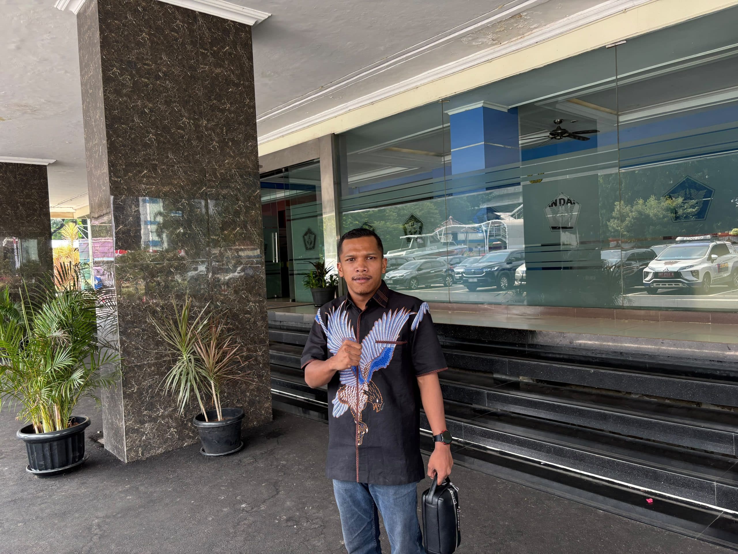 Sorot Rokok Illegal Marak di Jambi dan Keterlibatan Oknum Aparat, Aktivis Diintimidasi Sorot Rokok Illegal Marak di Jambi dan Keterlibatan Oknum Aparat, Aktivis Diintimidasi